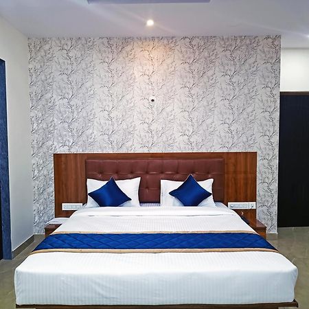 Hotel Achhu Palace Μπανγκαλόρ Εξωτερικό φωτογραφία