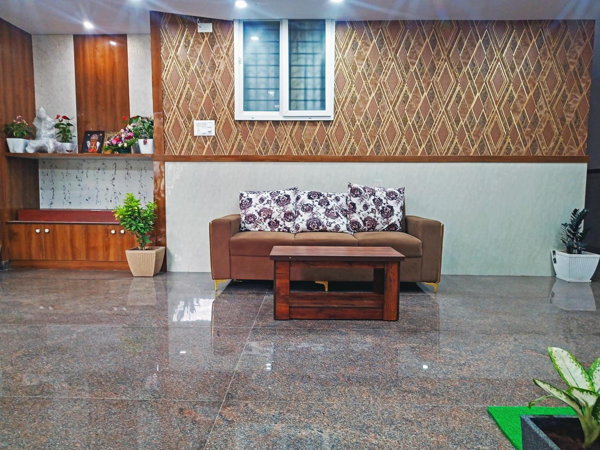 Hotel Achhu Palace Μπανγκαλόρ Εξωτερικό φωτογραφία