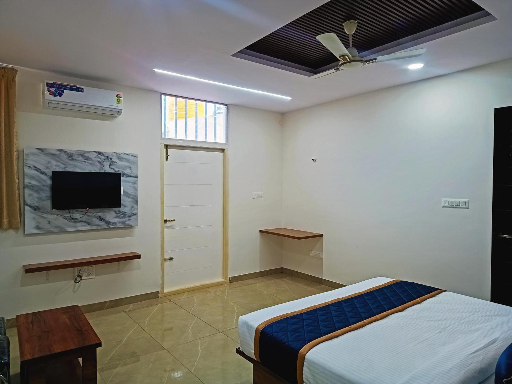 Hotel Achhu Palace Μπανγκαλόρ Εξωτερικό φωτογραφία